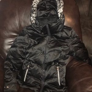 Women’s black zero xposure jacket